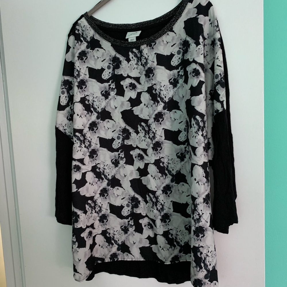 Long sleeve blouse